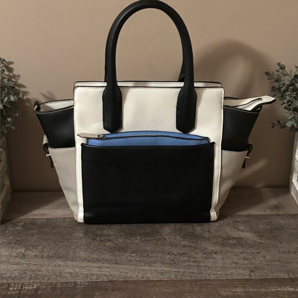 REED KRAKOFF Atlantique Tri-Color block satchel .  Comes with brand new pouch!